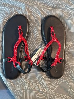 Old Navy Knotted Rope Thong Sandal for Women size 9 - Red rope